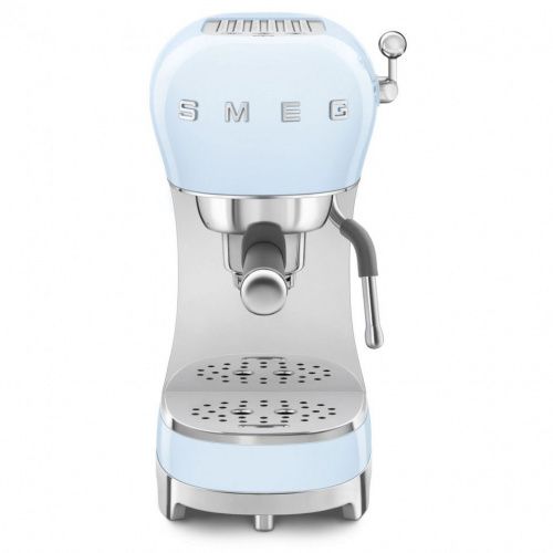 Кофеварки и кофемашины Smeg ECF02PBEU